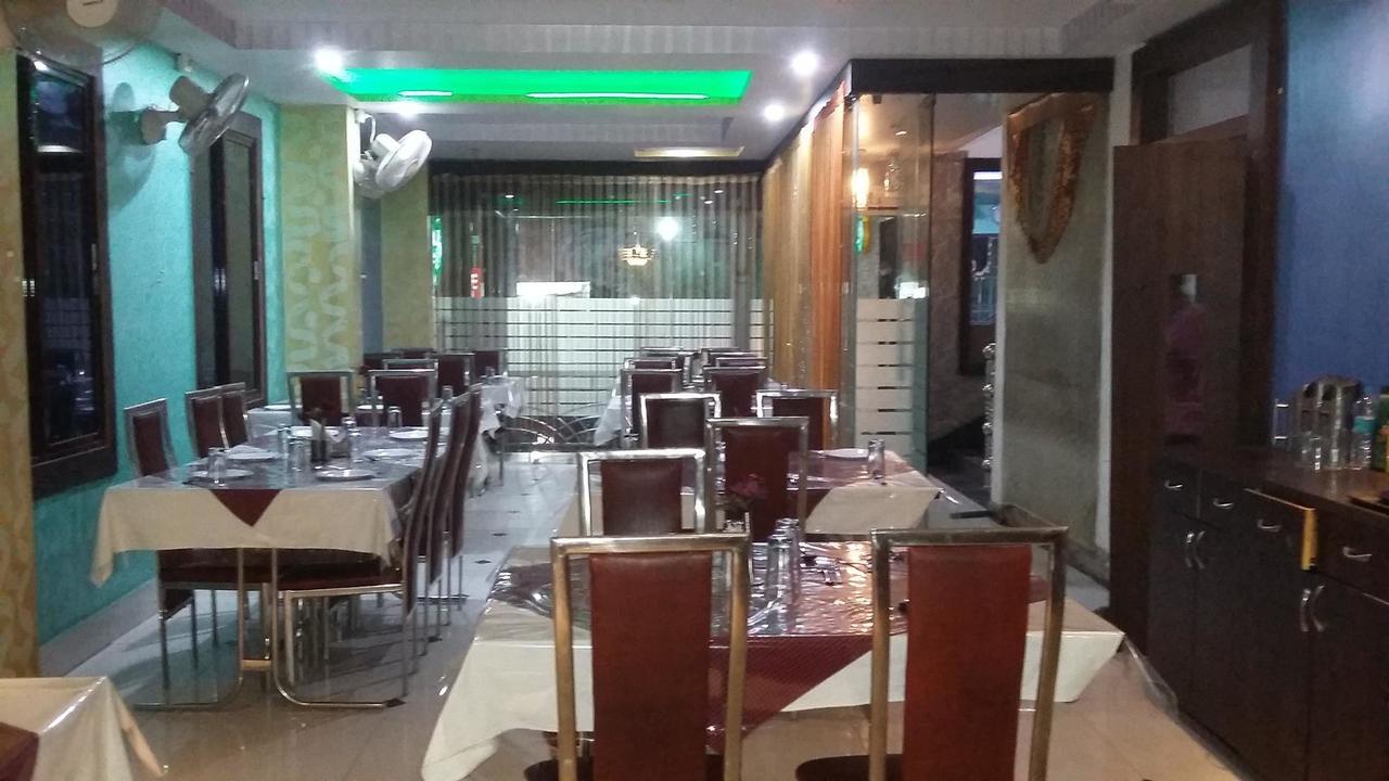 Hotel Grand Palace Gaja Zewnętrze zdjęcie